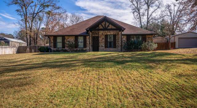 Photo of 155 Maple Grove St, Kilgore, TX 75662