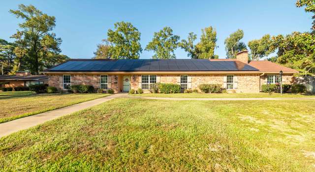 Photo of 1009 Lincoln Dr, Longview, TX 75604