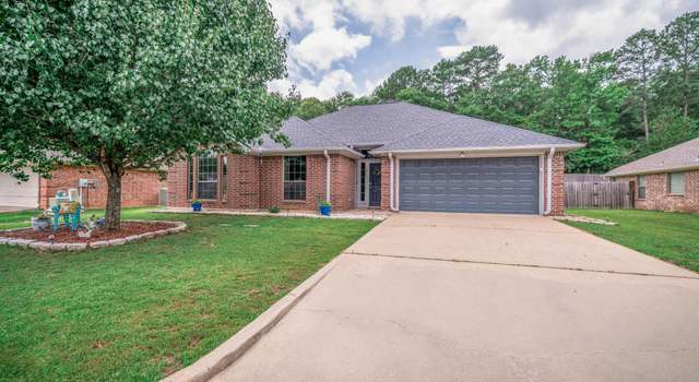 Photo of 117 Labrador Ln, Hallsville, TX 75650