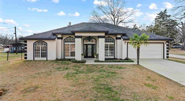 Photo of 310 W Drive Dr, Tenaha, TX 75974