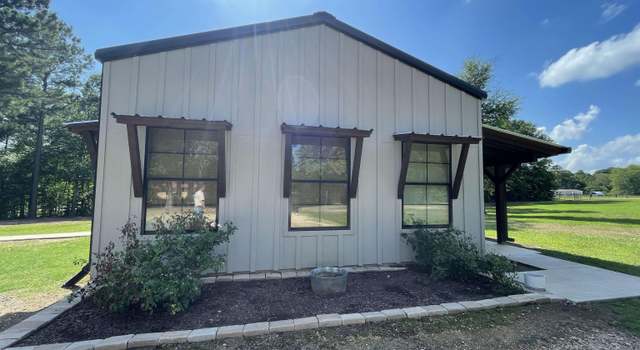 Photo of 170 Harvey Rd, Kilgore, TX 75662
