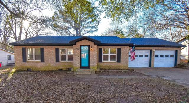 Photo of 608 S Garland St, Overton, TX 75684