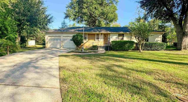 Photo of 215 Oxford Ln, Longview, TX 75601