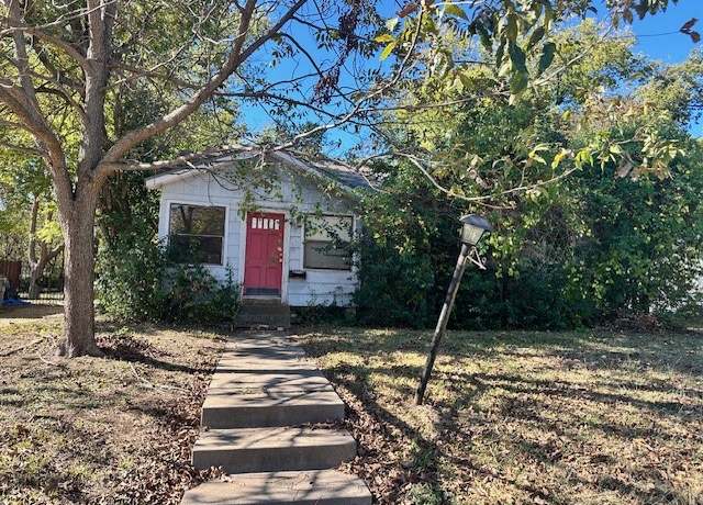 Property at 1024 N 45th St, Waco, TX 76710, 2 beds, 1 bath