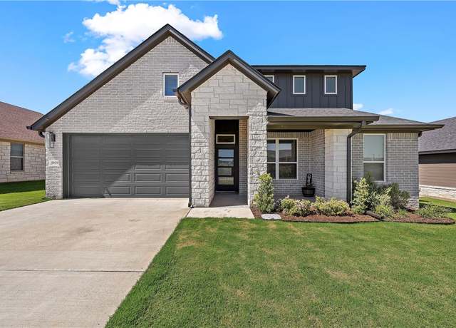 Property at 9929 Bridlewood Ln, Waco, TX 76708, 4 beds, 3 baths