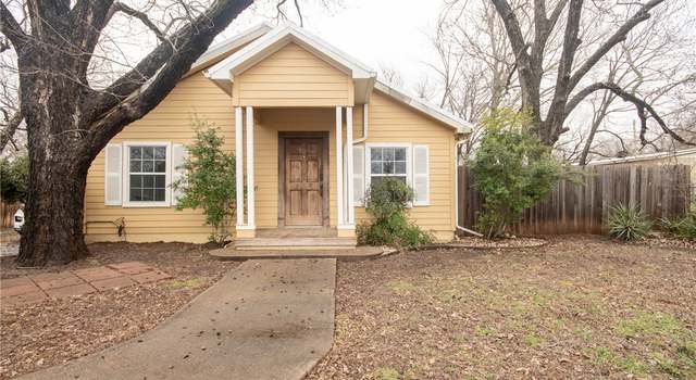 Photo of 105 E 9th St, Valley Mills, TX 76689