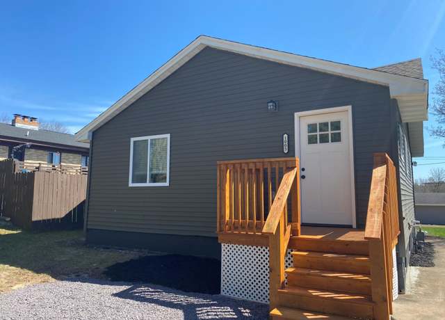 Property at 1005 Brown St W, Iron Mountain, MI 49801, 2 beds, 1 bath