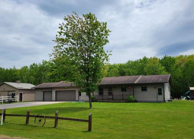 Property at N9606 Westview Rd, Phillips, WI 54555, 3 beds, 1.5 baths