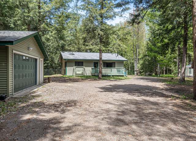 Property at 8665 Great Bass Lake Rd, Minocqua, WI 54548, 2 beds, 1 bath