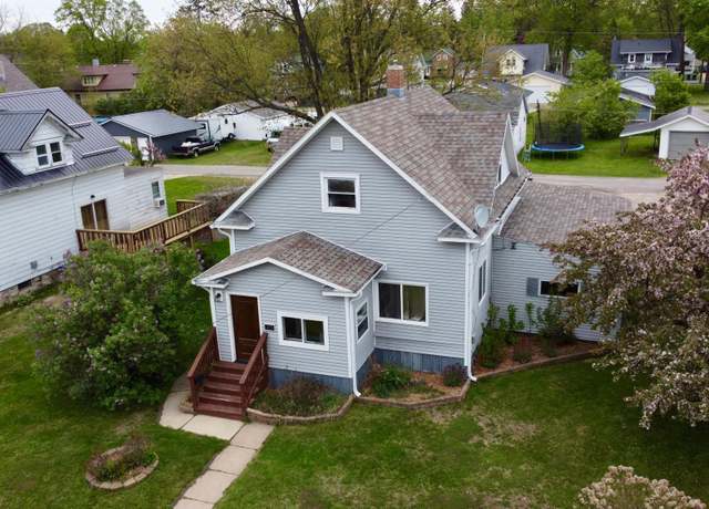Property at 325 Hudson St, Antigo, WI 54409, 3 beds, 1.5 baths