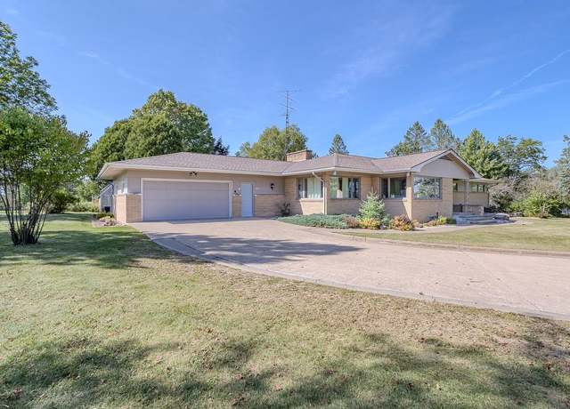 Property at 1001 Ash St, Prentice, WI 54556, 3 beds, 3 baths