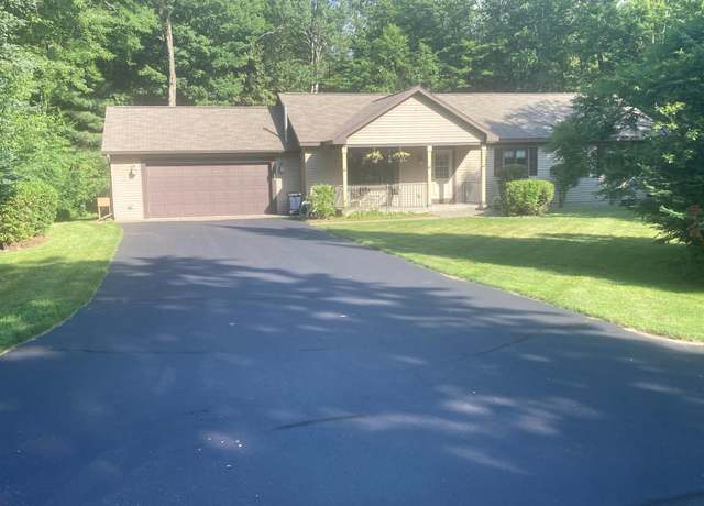 Property at 320 Timber Heights Dr, Rhinelander, WI 54501, 3 beds, 2.5 baths