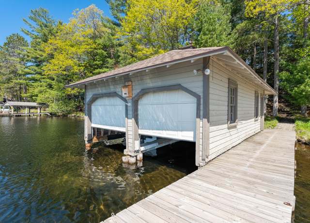 Property at 844 Cedar St, Minocqua, WI 54548, 3 beds, 3 baths