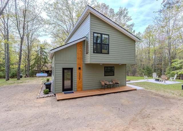 Property at 3230 Fish Lake Ln, Rhinelander, WI 54501, 2 beds, 1 bath