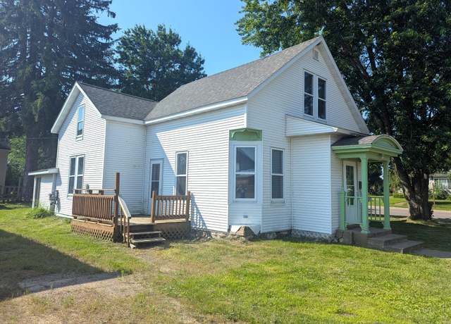 Property at 285 Chestnut St, Phillips, WI 54555, 4 beds, 1 bath