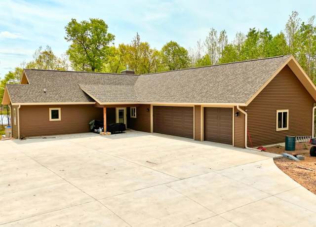 Property at 3376 Lakewood Rd, Tomahawk, WI 54487, 4 beds, 3.5 baths
