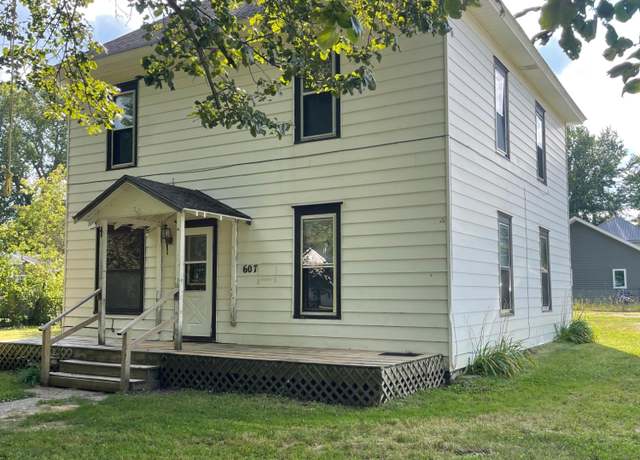 Property at 607 Hazeldell Ave Ave N, Crandon, WI 54520, 4 beds, 1 bath