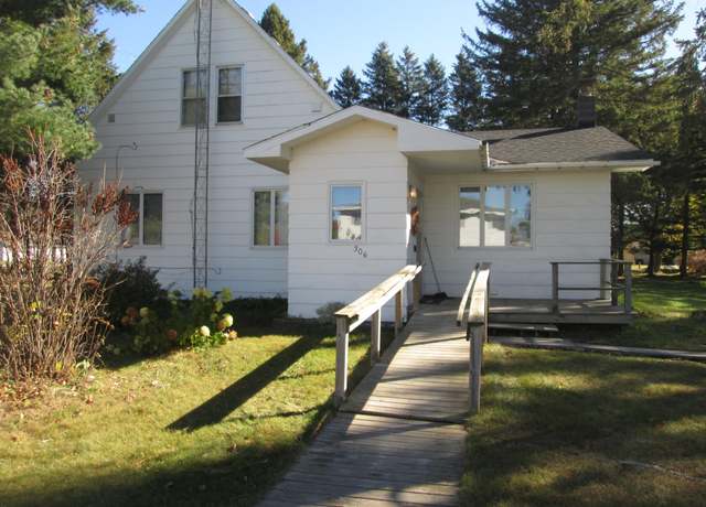 Property at 306 Metonga Ave Ave N, Crandon, WI 54520, 3 beds, 2 baths