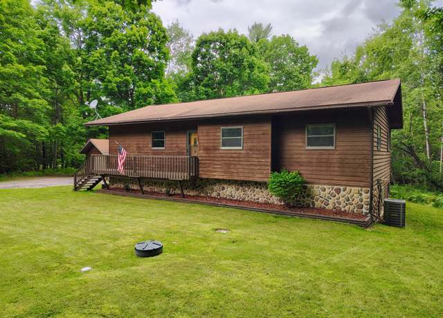 Property at 7178 Woodcrest Dr, Rhinelander, WI 54501, 3 beds, 3 baths