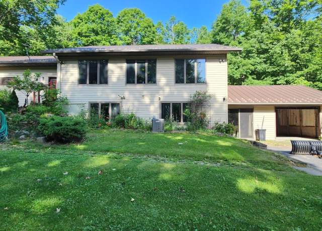 Property at 8390 Keith Siding Rd, Crandon, WI 54520, 4 beds, 2 baths