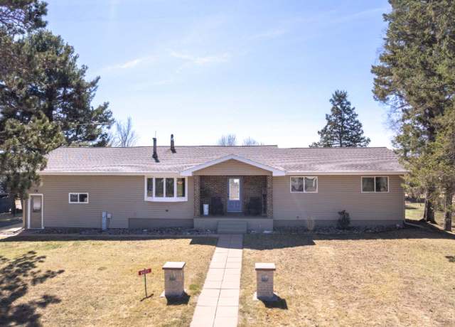 Property at W5073 Sunset Dr, Merrill, WI 54452, 3 beds, 2.5 baths