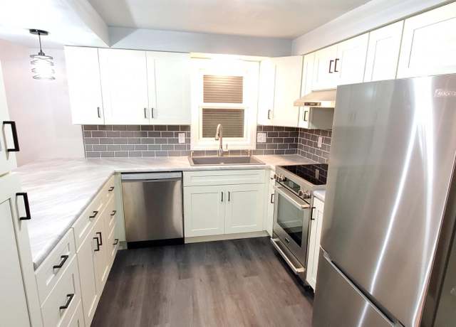Property at 212 Grant St, Rhinelander, WI 54501, 4 beds, 2 baths