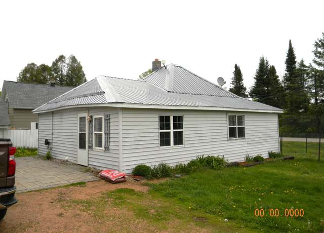 Property at 805 5th St, Mattoon, WI 54450, 2 beds, 1 bath