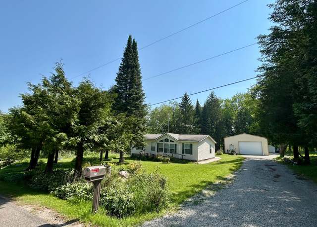Property at 476 Knob Hill Dr, Wabeno, WI 54566, 3 beds, 2 baths