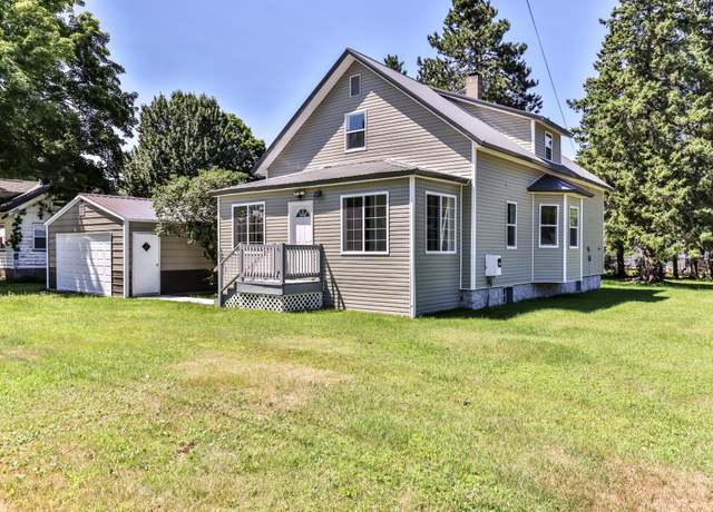 Property at 225 Wisconsin St, Park Falls, WI 54552, 4 beds, 2 baths