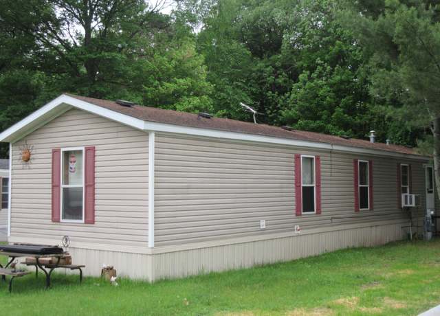 Property at 1393 Arbor Vitae Ln, Woodruff, WI 54568, 3 beds, 2 baths