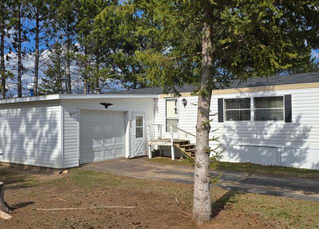Property at 1922 Sunset Pkwy, Three Lakes, WI 54562, 2 beds, 1 bath