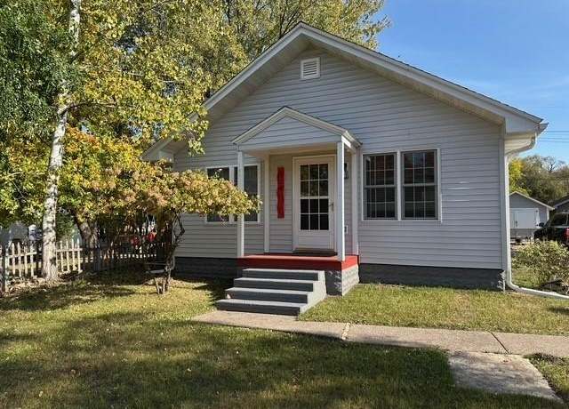 Property at 708 Marquette Blvd, Kingsford, MI 49802, 2 beds, 1 bath
