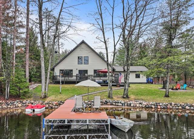 Property at 10768 Pat Phalen Rd, Crandon, WI 54520, 3 beds, 3.5 baths