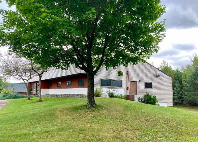 Property at 207 W Pioneer St, Crandon, WI 54520, 2 beds, 1.5 baths