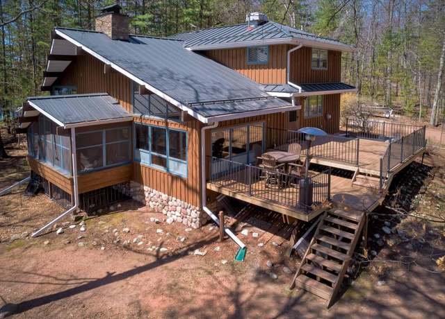 Property at 6241 Muskellunge Highlands Dr, Lake Tomahawk, WI 54539, 4 beds, 2.5 baths