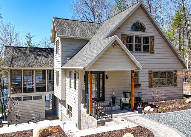 Property at 7031 Bluebird Rd N, Lake Tomahawk, WI 54539, 3 beds, 3 baths