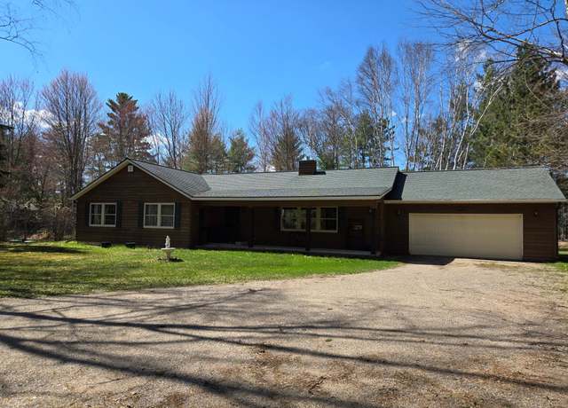 Property at 133 Korth Ln, Eagle River, WI 54521, 3 beds, 2 baths