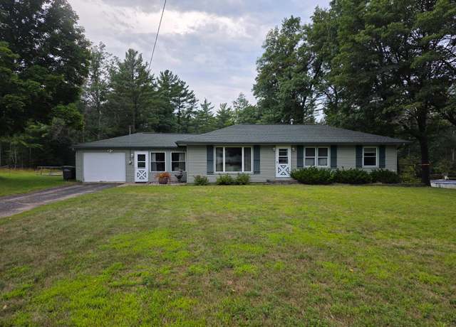 Property at 26 Charlotte St, Tomahawk, WI 54487, 3 beds, 1 bath