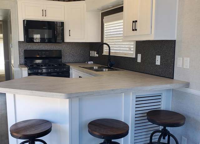 Property at N15111 Silver Maple Ln, Park Falls, WI 54552, 1 bed, 1 bath
