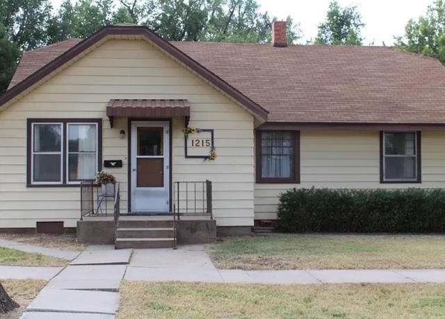 Property at 1215 Kansas St, Larned, KS 67550, 3 beds, 1 bath