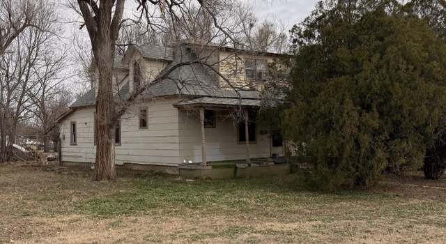 Photo of 661 E St, Phillipsburg, KS 67661