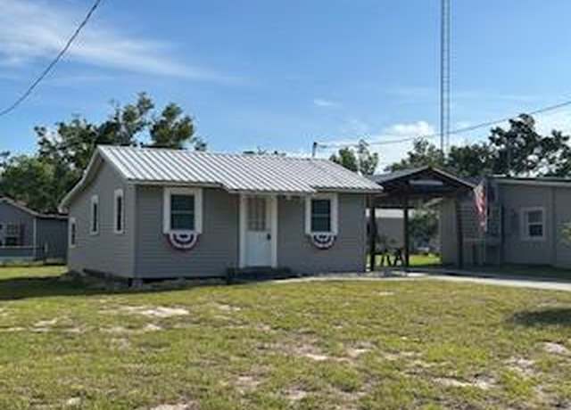 Property at 1605 SE Fenway Ave, Steinhatchee, FL 32359, 2 beds, 2 baths