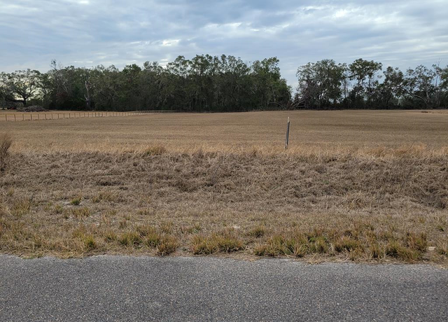 Property at 3829 NW 46th Ct, Bell, FL 32619