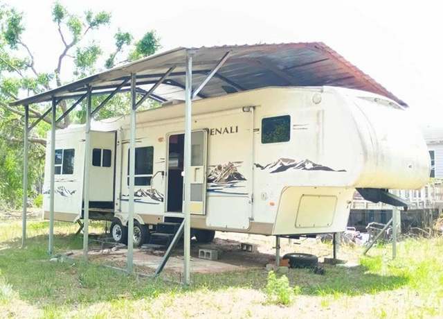 Property at 4888 Oxford St, Perry, FL 32348