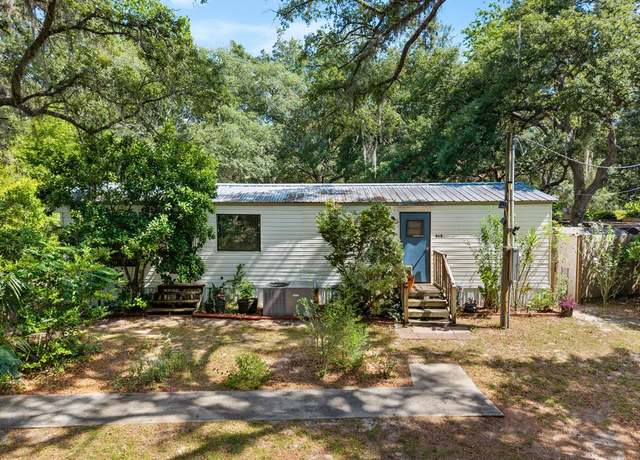 Property at 415 441st Ave, Old Town, FL 32680, 1 bed, 1 bath
