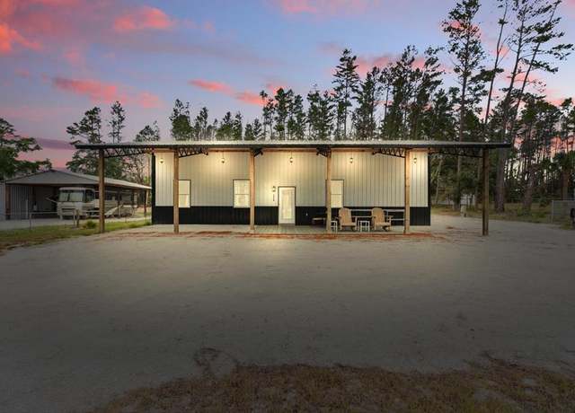Property at 1420 NE Oak Pond Ln, Steinhatchee, FL 32359, 1 bed, 1 bath