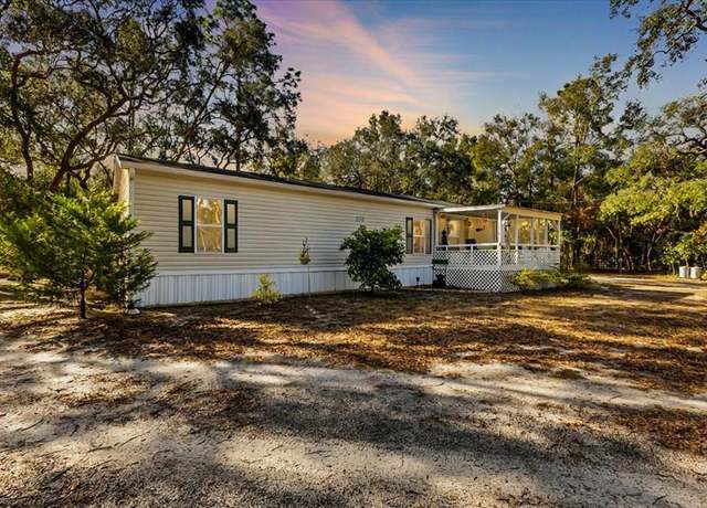 Property at 8010 NW 150th St, Trenton, FL 32693, 2 beds, 2 baths