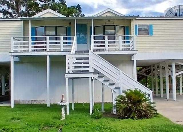 Property at 58 252nd St, Suwannee, FL 32692, 3 beds, 2.5 baths