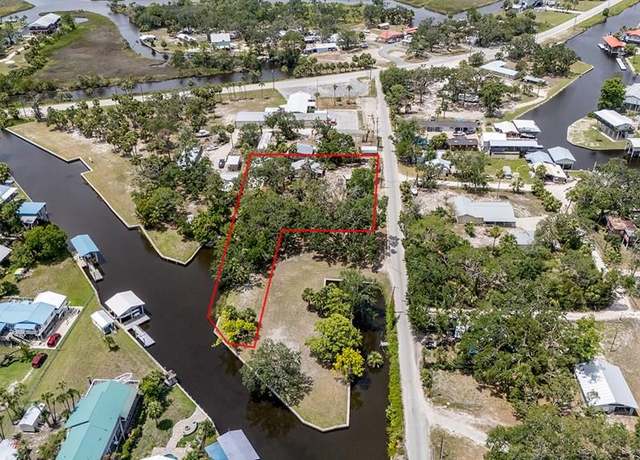 Property at 86 SE 219th St, Suwannee, FL 32692