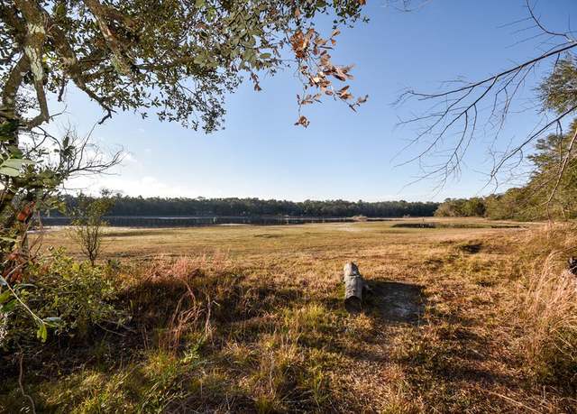 Property at 565 NE 833rd St, Old Town, FL 32680